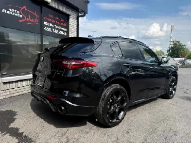 2023 Alfa Romeo Stelvio Estrema