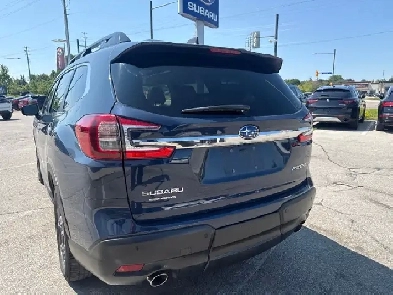 2023 Subaru Ascent Premier Premier! Bought Here, AWD, Nappa L...