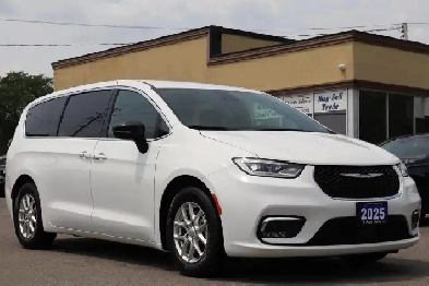 2025 Chrysler Pacifica Select FWD