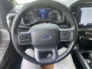 2023 Ford F-150 XL 4WD SuperCrew 5.5' Box