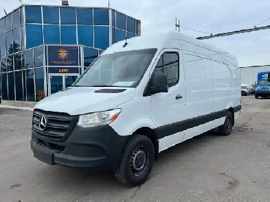 2020 Mercedes-Benz Sprinter Cargo Van Mercedes Sprinter 2500 — C
