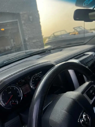 2009 dodge ram sport 5.7