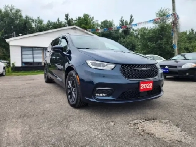 2022 CHRYSLER PACIFICA TOURING L