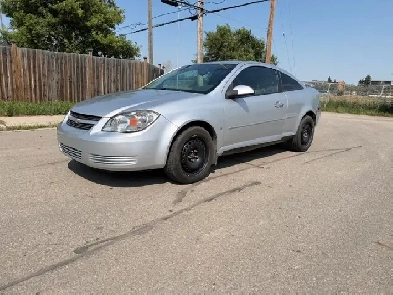 2009 Cobalt 98,000km manual