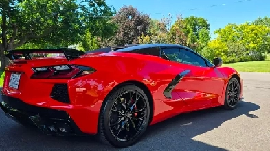 2025 Chevrolet Corvette Convertible 2LT Z51  ( PDSF: 126 789$ )