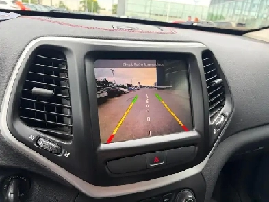 2016 Jeep Cherokee Trailhawk / 4x4 / Sièges chauffants Caméra de