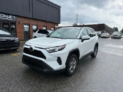 2025 Toyota RAV4 Hybrid XLE AWD, ONE OWNER, ACCIDENT FREE