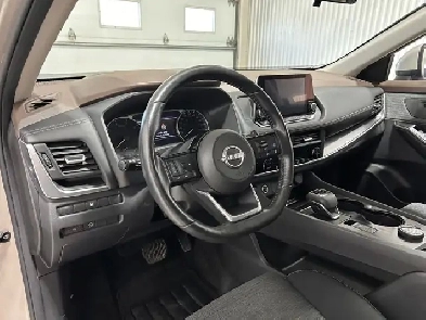 Nissan Rogue SV TI avec ensemble toit ouvrant 2023 à vendre