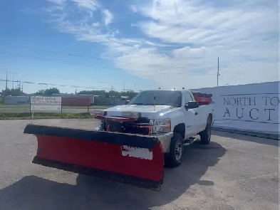 2011 Chevrolet Silverado 2500HD w/ Head Curtain Airbags