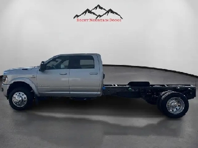 2026 RAM 5500 CREWCAB LARAMIE CHASSIS
