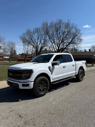 BUYING ALL TRUCK SUVS CARS AND VANS FOR TOP DOLLAR. $