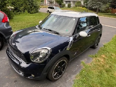14 Mini Countryman  Low kms!