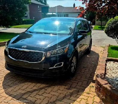 2020 Kia Sedona | 132,000 km | $16,675