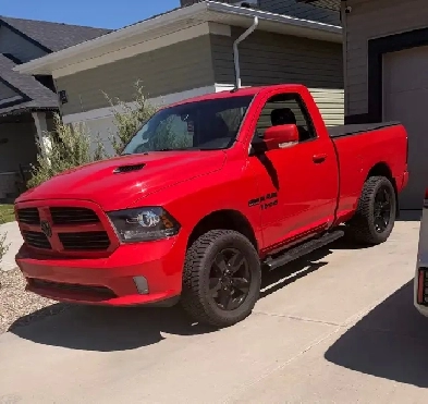 Ram 1500 4x4 regular cab short box.