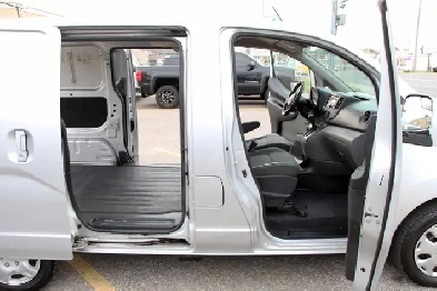 2013 Nissan NV200 SV Certified 2 Year Warranty