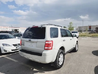 2008 Ford Escape Leather Sunroof Heated Seats Clean Carfax