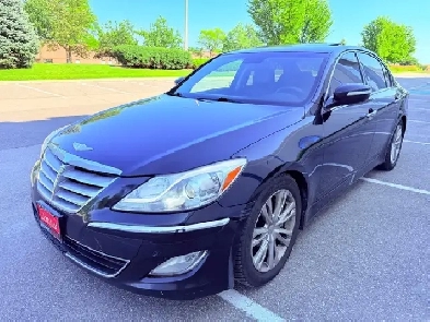 2013 Hyundai Genesis 3.8 4dr Rear-wheel Drive Sedan Automatic