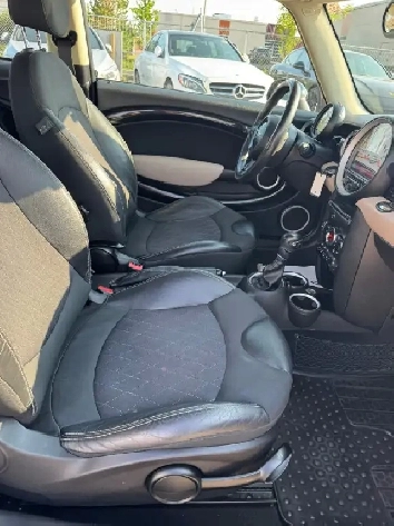 2012 MINI Cooper Hardtop Baker Street Edition : Low Mileage