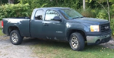 GMC SERRIA (Extended Cab). EXCELLENT 'BULLET PROOF' 3.4  V-6