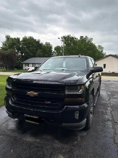 2018 Chevrolet Silverado 1500 LT Crew Cab