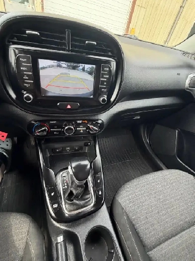 2021  Kia Soul EX , Remote Start , new safety for sale !