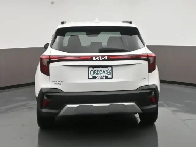 2024 Kia Seltos LX AWD Backup Camera, Apple CarPlay/Android Auto