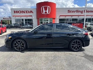 2022 Honda Civic Hatchback Sport Touring | Low Km's | Sunroof