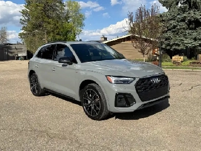2021 Audi Q5 Technik - Clean and Fully Loaded - Private Sale!