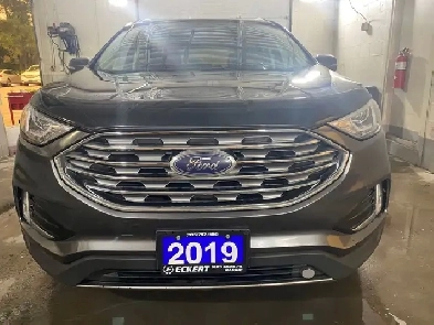 2019 Ford Edge SEL AWD WITH LANE DEPARTURE!