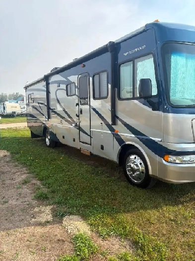 2008 Fleetwood Fiesta LX class A Motorhome
