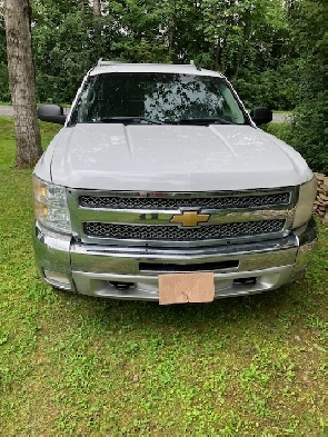 2012 Chevy AB 1/2 ton, Great gas mileage, No rust. 5.3L Ecoboost