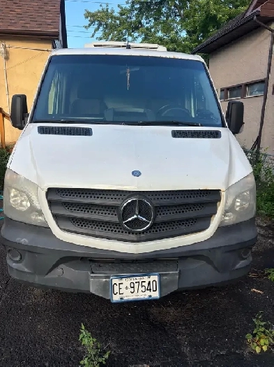 2014 Mercedes-Benz Sprinter 2500