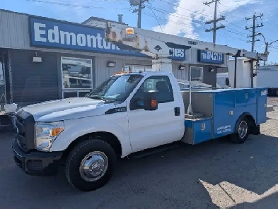 2016 FORD F-350 XL REG CAB 10' SERVICE BODY 29' ALTEC MANLIFT