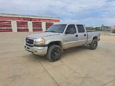 2005 GMC Sierra 2500HD