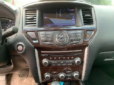 2013 Nissan Pathfinder Platinum 7 Passenger AS IS Loaded Low Kms