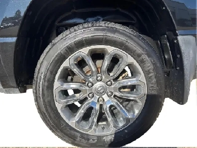 ONE OWNER 2022 RAM 1500 CREW CAB SPORT 4X4