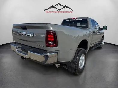 2026 RAM 3500 CREWCAB TRADESMEN DIESEL DUALLY
