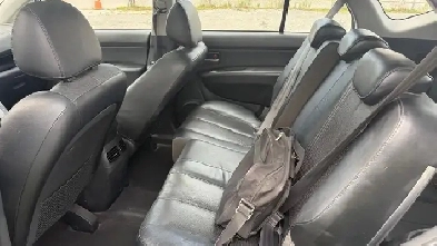 2011 Kia Rondo EX