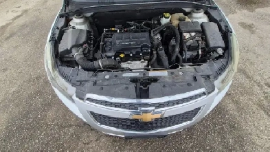 2014 Chevrolet Cruze 1LT, MANUAL, ONLY 75KMS, SUNROOF, LOW KMS,