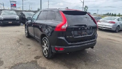 2011 Volvo XC60 T6 Level III, RUNS AND DRIVES, AS IS