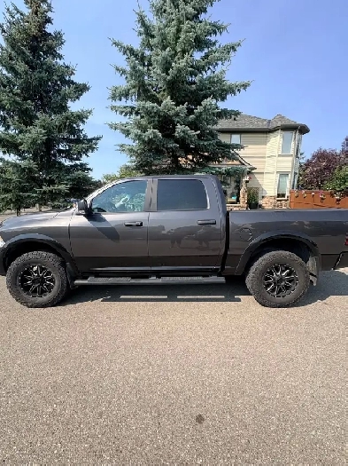 2018 RAM 1500  Crew Cab 4WD