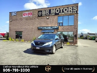 2016 Toyota Sienna LE | AWD | Power doors