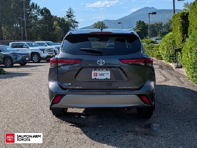 2022 Toyota Highlander Limited LIMITED PLATINUM, AWD NEW FRON...