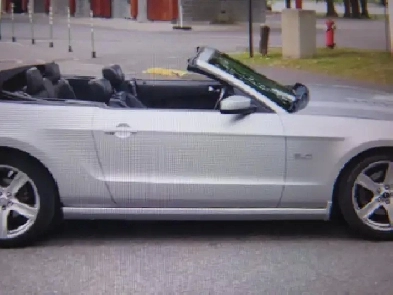 MUSTANG DECAPOTABLE ! (plutot rare)