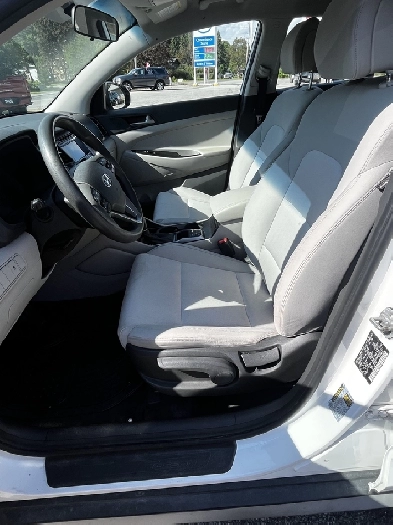 2017 Hyundai TUCSON SE  AWD 74,757 KMS -NEW FACTORY MOTOR FEB/24