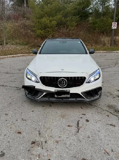 2017 Mercedes-Benz C43 white exterior with black interior