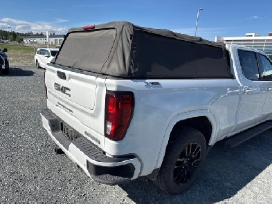 2024 GMC Sierra 1500 SLT CREW CAB 4X4