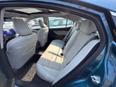 2026 Toyota Camry XLE XLE TRIM AWD HYBRID