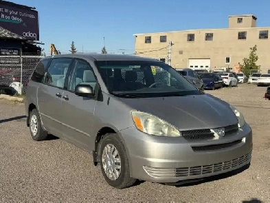 2004 Toyota Sienna 4dr CE 7-Passenger