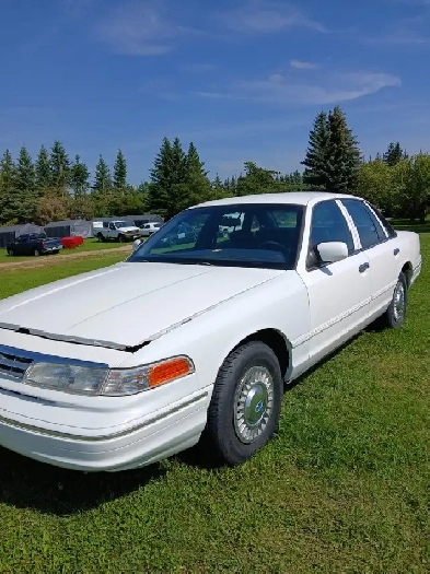 1996 Ford Crown Victoria Police Package